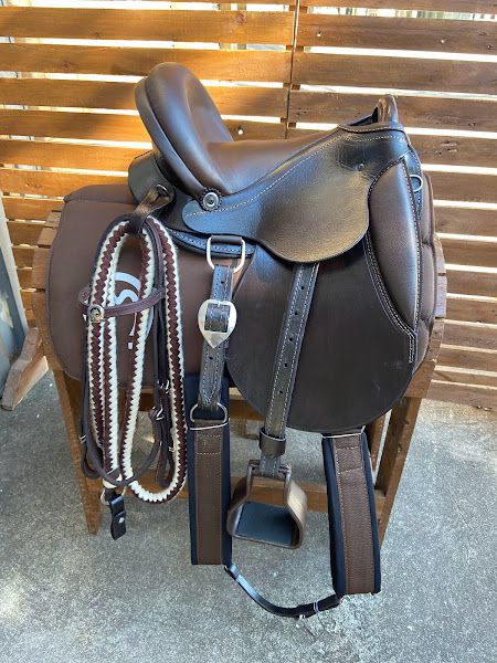 Sela Pista Premium